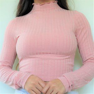 Brand New Forever 21 Lettuce-Edge Mock Neck Crop T
